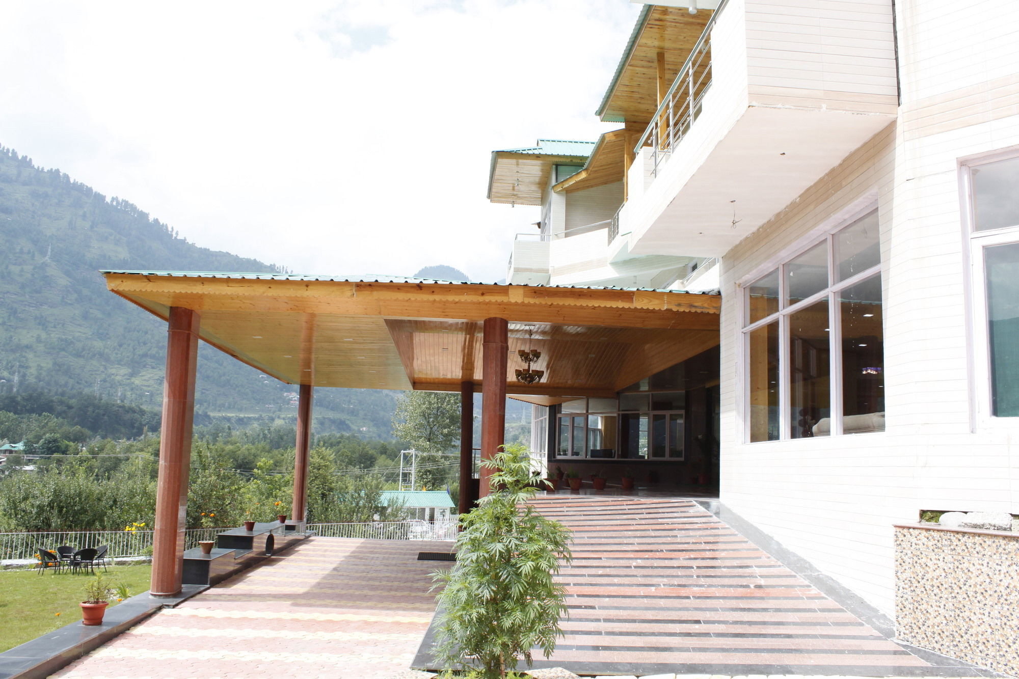 Adb Rooms Snow Touch Resort Manali  Exterior photo